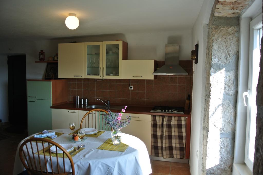 Kaprije Mistral Apartment 外观 照片