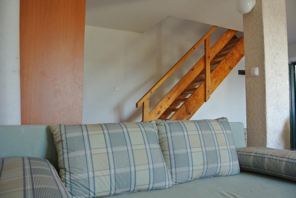 Kaprije Mistral Apartment 外观 照片